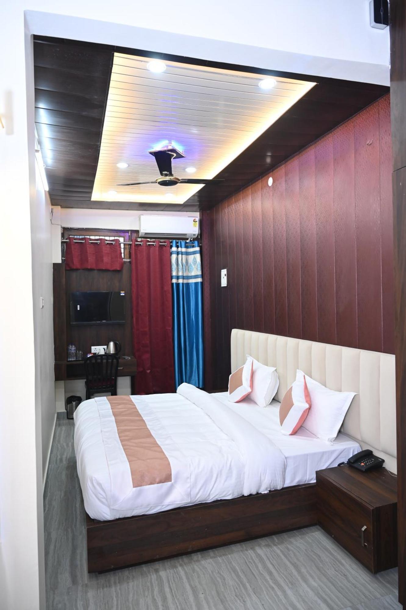 Sun High Stay Luxury Guest House Váránaszi Kültér fotó